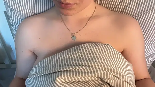 Lucyschickt online show from 07/01/26, 02:18