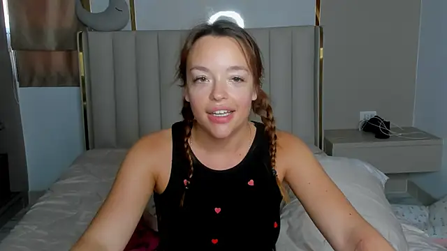 Snapshot of stellaa_quenn chatting on 04/11/26, 08:51 stellaa quenn online show from 04/11/26, 08:51