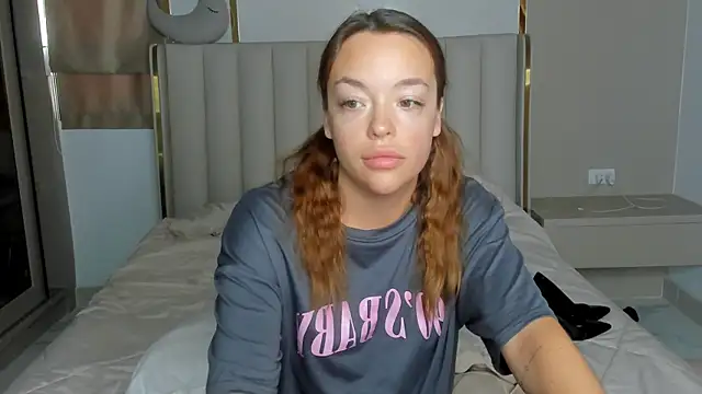 Snapshot of stellaa_quenn chatting on 04/17/26, 12:13 stellaa quenn online show from 04/17/26, 12:13