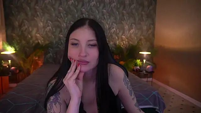 Snapshot of LunaaMay chatting on 05/11/26, 04:26 LunaaMay online show from 05/11/26, 04:26