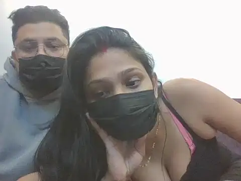 Snapshot of the_open_couple chatting on 02/04/26, 07:20 the open couple online show from 02/04/26, 07:20