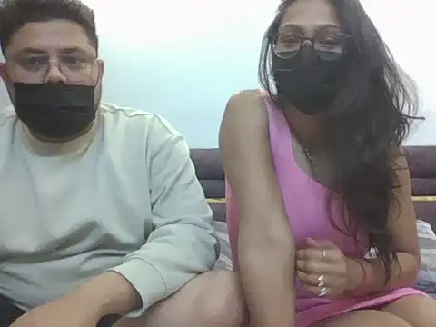 Snapshot of the_open_couple chatting on 02/09/26, 06:23 the open couple online show from 02/09/26, 06:23