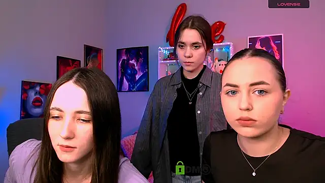 Snapshot of laurenmurrr chatting on 03/25/26, 01:06 laurenmurrr online show from 03/25/26, 01:06