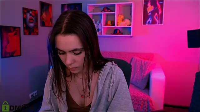 Snapshot of laurenmurrr chatting on 04/25/26, 01:41 laurenmurrr online show from 04/25/26, 01:41