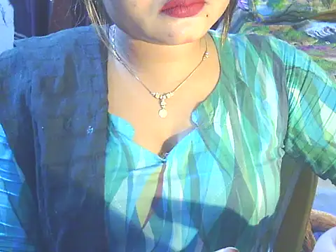 Snapshot of Nusrat_Faria chatting on 03/08/26, 02:32 Nusrat Faria online show from 03/08/26, 02:32
