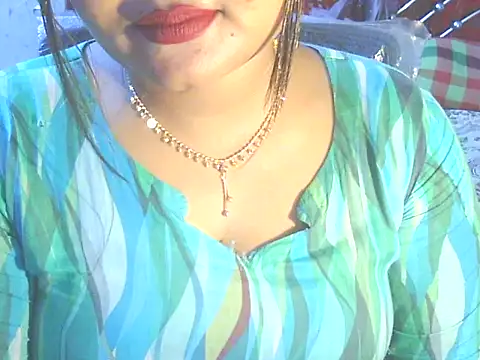 Snapshot of Nusrat_Faria chatting on 03/27/26, 05:12 Nusrat Faria online show from 03/27/26, 05:12