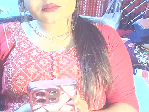 Snapshot of Nusrat_Faria chatting on 03/28/26, 05:45 Nusrat Faria online show from 03/28/26, 05:45