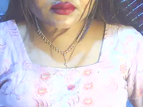 Snapshot of Nusrat_Faria chatting on 04/01/26, 04:26 Nusrat Faria online show from 04/01/26, 04:26