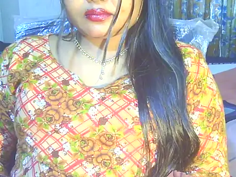 Snapshot of Nusrat_Faria chatting on 04/10/26, 01:33 Nusrat Faria online show from 04/10/26, 01:33