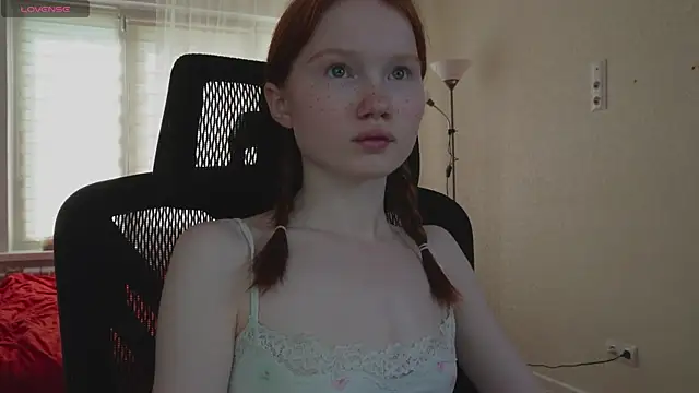 Nellie baby online show from 06/19/26, 05:23