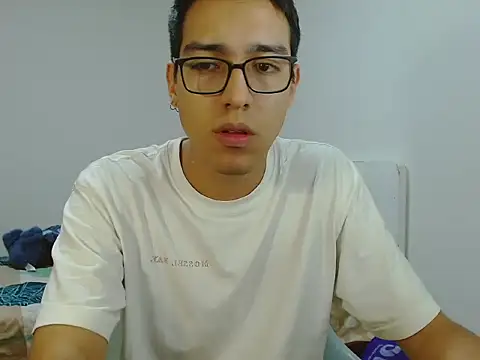Snapshot of NickFin chatting on 03/21/26, 02:38 NickFin online show from 03/21/26, 02:38