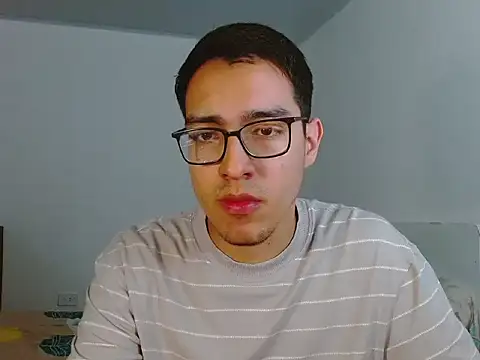 Snapshot of NickFin chatting on 04/20/26, 03:31 NickFin online show from 04/20/26, 03:31