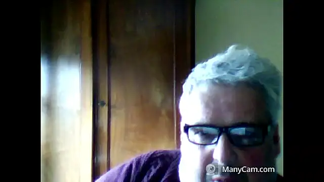 Snapshot of swichcassanesi chatting on 03/31/26, 01:00 swichcassanesi online show from 03/31/26, 01:00