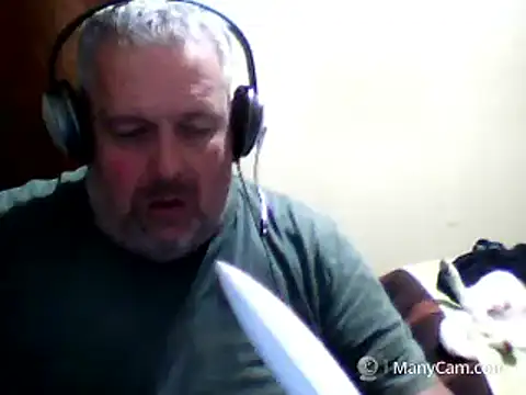 Snapshot of swichcassanesi chatting on 04/17/26, 07:39 swichcassanesi online show from 04/17/26, 07:39