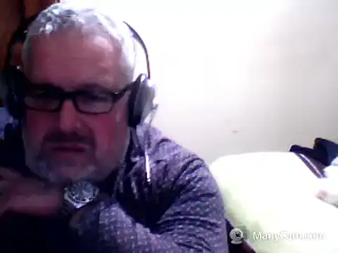 Snapshot of swichcassanesi chatting on 04/25/26, 07:44 swichcassanesi online show from 04/25/26, 07:44