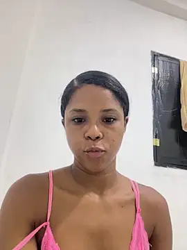 Snapshot of LIA_PARKERR chatting on 04/11/26, 02:27 LIA PARKERR online show from 04/11/26, 02:27
