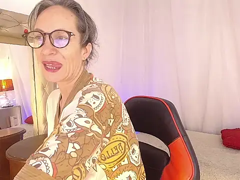Snapshot of laurasofia45 chatting on 05/08/26, 02:44 laurasofia45 online show from 05/08/26, 02:44