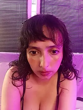 Snapshot of Eva_Err chatting on 05/04/26, 10:39 Eva Err online show from 05/04/26, 10:39