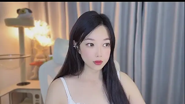 Snapshot of Yumi_yuni chatting on 05/02/26, 01:16 Yumi yuni online show from 05/02/26, 01:16