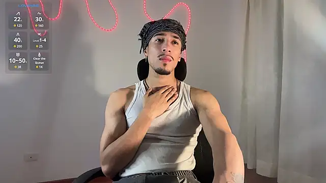 Snapshot of rafael_stone11 chatting on 02/05/26, 01:21 rafael stone11 online show from 02/05/26, 01:21