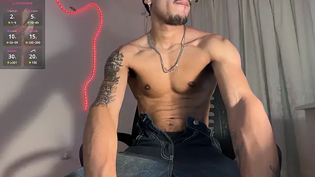Snapshot of rafael_stone11 chatting on 04/04/26, 03:49 rafael stone11 online show from 04/04/26, 03:49