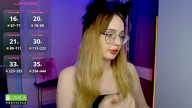 AdeLuna online show from 02/21/26, 09:49