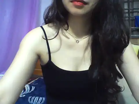 Snapshot of NinaKey chatting on 03/25/26, 08:42 NinaKey online show from 03/25/26, 08:42