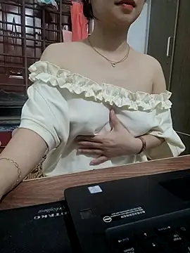 NinaKey online show from 07/18/26, 03:38