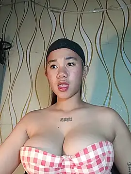 Snapshot of morena_joy69 chatting on 06/07/26, 03:16 morena joy69 online show from 06/07/26, 03:16