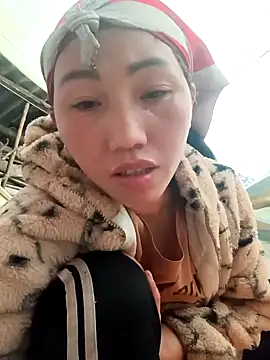 hot-luna- online show from 02/12/26, 10:32