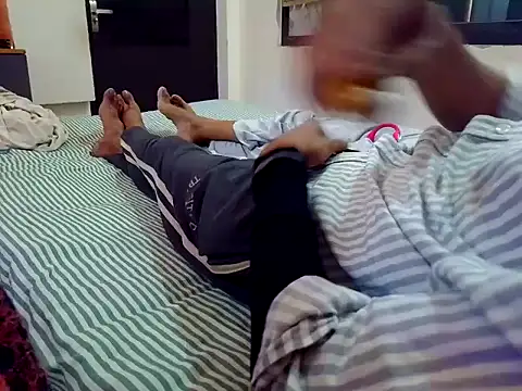 Indian-gentleman teen online show from 07/17/26, 12:01