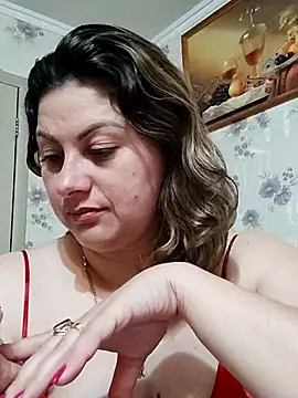 Snapshot of Soli9999 chatting on 05/19/26, 06:25 Soli9999 online show from 05/19/26, 06:25
