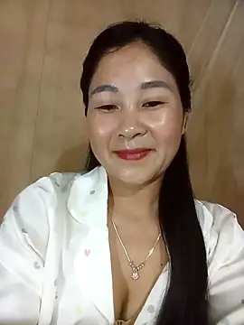Snapshot of Dunk-namic chatting on 04/21/26, 02:56 Dunk-namic online show from 04/21/26, 02:56