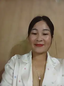 Snapshot of Dunk-namic chatting on 05/18/26, 08:53 Dunk-namic online show from 05/18/26, 08:53