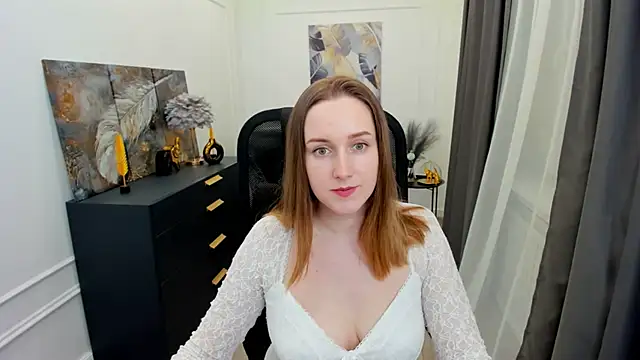 Snapshot of CaseyTerini chatting on 04/30/26, 12:00 CaseyTerini online show from 04/30/26, 12:00