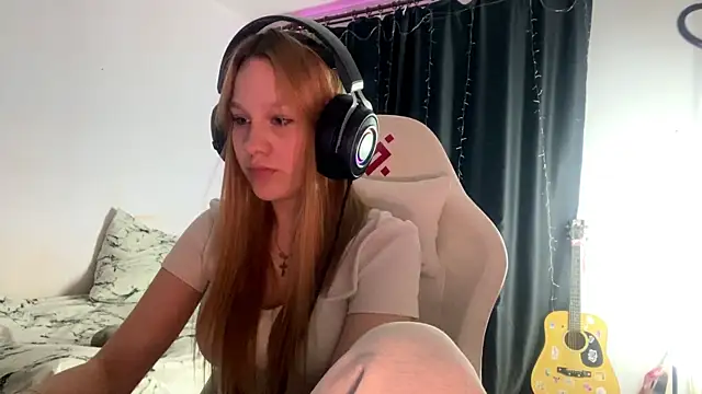 Snapshot of axin_burnell chatting on 04/15/26, 07:58 axin burnell online show from 04/15/26, 07:58