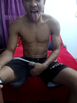 Snapshot of NikoHot_anatole chatting on 03/10/26, 12:43 NikoHot anatole online show from 03/10/26, 12:43