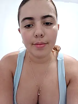 Snapshot of lyss_muller chatting on 02/02/26, 03:44 lyss muller online show from 02/02/26, 03:44