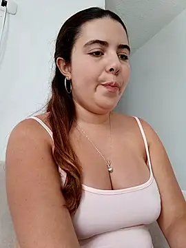 Snapshot of lyss_muller chatting on 04/15/26, 07:58 lyss muller online show from 04/15/26, 07:58