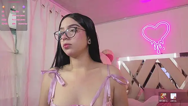 MILAH TAY online show from 05/19/26, 11:49