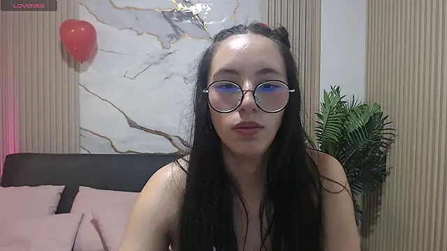 Snapshot of Athenaa_tay chatting on 03/06/26, 07:54 Athenaa tay online show from 03/06/26, 07:54