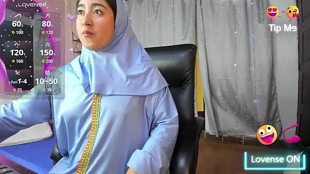 Snapshot of SamiraAwada chatting on 03/06/26, 06:59 SamiraAwada online show from 03/06/26, 06:59
