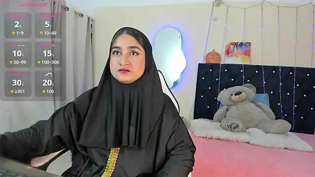 Snapshot of SamiraAwada chatting on 05/05/26, 07:11 SamiraAwada online show from 05/05/26, 07:11