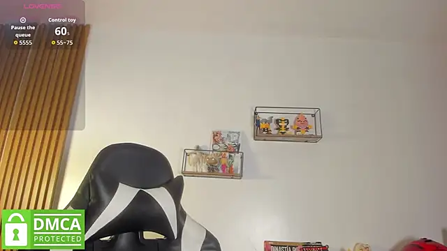 Snapshot of SebastianMaximoff_ chatting on 05/18/26, 07:09 SebastianMaximoff online show from 05/18/26, 07:09