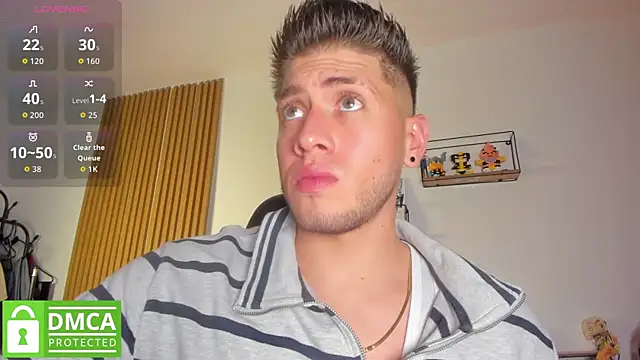 Snapshot of SebastianMaximoff_ chatting on 05/27/26, 07:44 SebastianMaximoff online show from 05/27/26, 07:44