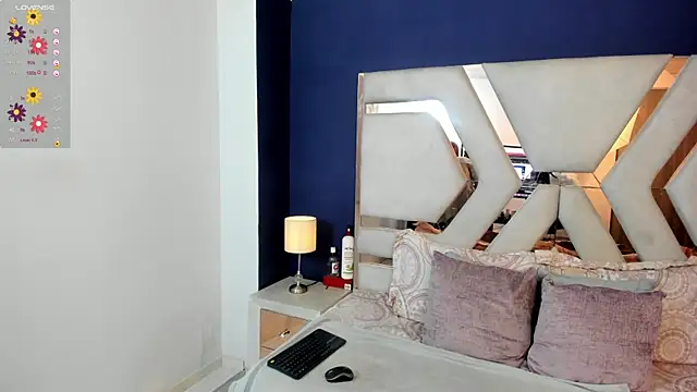 Sara Evaanns online show from 07/28/26, 02:24