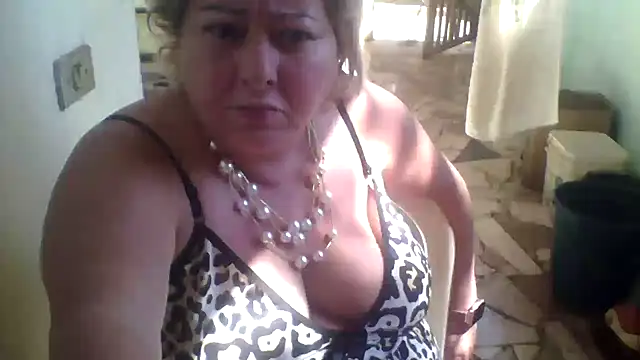 bialoba7 online show from 09/10/25, 04:40