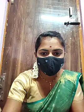 Snapshot of Tamil_Hot_Shana chatting on 03/10/26, 05:40 Tamil Hot Shana online show from 03/10/26, 05:40