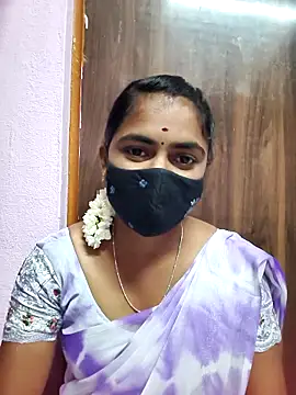 Snapshot of Tamil_Hot_Shana chatting on 04/04/26, 01:52 Tamil Hot Shana online show from 04/04/26, 01:52