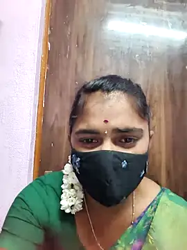 Snapshot of Tamil_Hot_Shana chatting on 04/05/26, 05:54 Tamil Hot Shana online show from 04/05/26, 05:54